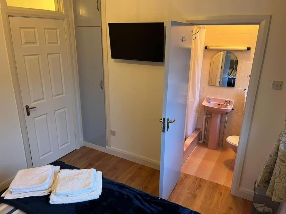 Glencree Air Apartment Kilmeaden Exterior photo